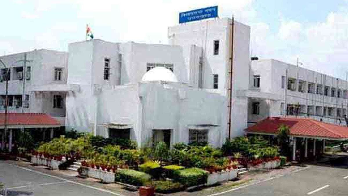 विधानसभा सचिवालय में वर्ष 2016 से पहले नियुक्त कार्मिकों को झटका, 32 पदों पर भर्ती की भी होगी जांच