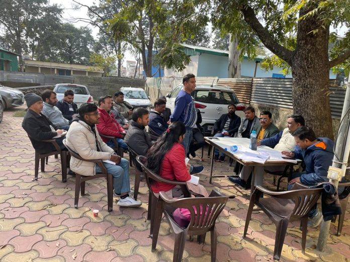 मांगे पूरी न होने पर ग़ुस्से में उत्तराखंड डिप्लोमा इंजीनियर्स संघ, पेयजल निगम , 28 जनवरी को मुख्यालय में दी धरने की चेतावनी