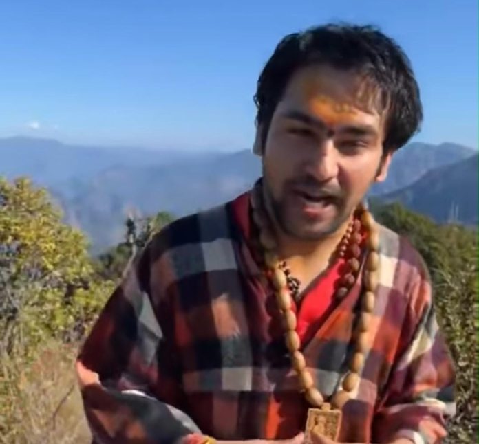 कथावाचक पंडित धीरेंद्र शास्त्री पहुंचे उत्तराखंड,आचार्य बालकृष्ण से की मुलाकात