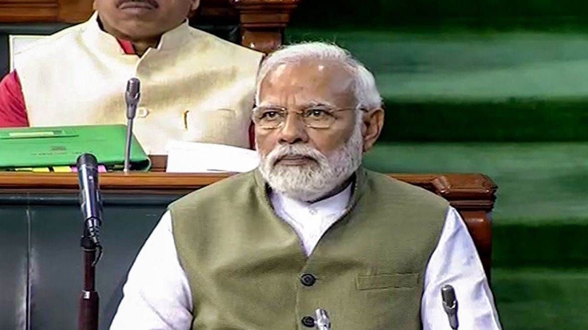 बीजेपी सांसद कहने लगे ‘हो गया कांग्रेस में बंटवारा, ‘थैंक यू शशि जी’, PM मोदी के ये बोलते ही लोकसभा में लगे जोरदार ठहाके