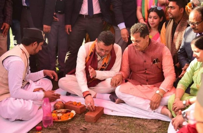 CM धामी पहुंचे ऋषिकेश,श्रीदेव सुमन विवि में प्रशासनिक भवन का किया भूमि पूजन