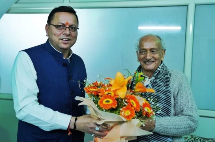 पूर्व राज्यपाल भगत सिंह कोश्यारी से मिलने पहुंचे CM धामी