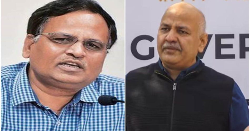 केजरीवाल के सबसे ताकतवर मंत्री मनीष सिसोदिया ने दिया इस्तीफा