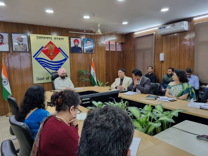 चार धाम यात्रा:55 साल से अधिक उम्र के श्रद्धालु की स्वास्थ्य जांच अनिवार्य,मुख्य सचिव ने अधिकारियों को दिए ये जरूरी निर्देश