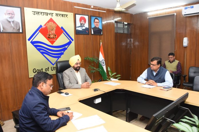 मुख्य सचिव ने पांच जिलों के जिलाधिकारियों के साथ की बैठक,दिए ये जरूरी निर्देश