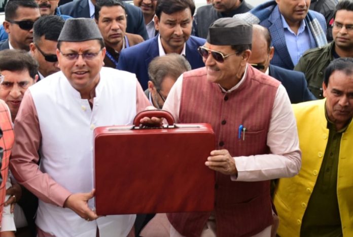 धामी सरकार ने पेश किया बजट,आप भी जानिए किस विभाग को मिली कितनी धनराशि?