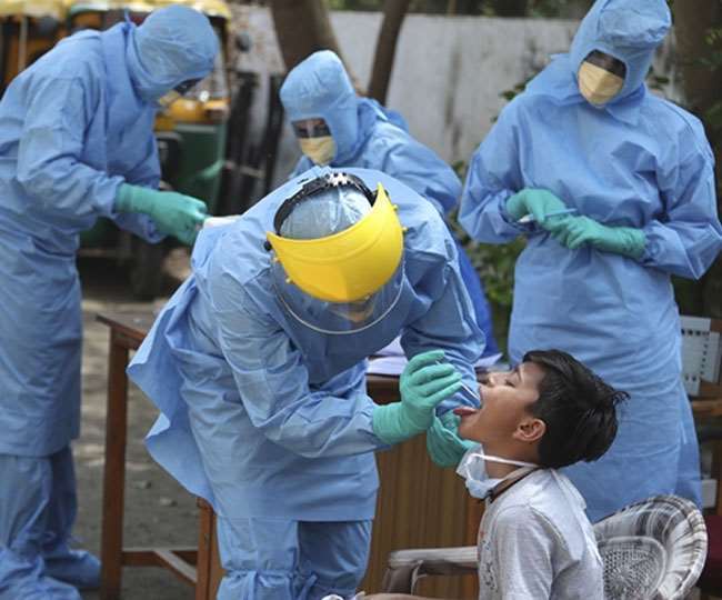 भारत में क्या एक बार फिर कोरोना की लहर, एक दिन में कोरोना के मामले 500 के आंकड़े को पार