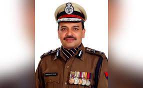 कौन है योगी का सुपर-कॉप अमिताभ यश? कांपते हैं अपराधी- ददुआ-ठोकिया से विकास दुबे तक, डेढ़ सौ से ज्‍यादा बदमाशों को कर चुके हैं ढेर