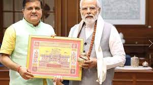 भाजपा के प्रदेश अध्यक्ष महेंद्र भट्ट ने प्रधानमंत्री नरेन्द्र मोदी से की मुलाकात