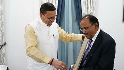 CM धामी से राष्ट्रीय सुरक्षा सलाहकार अजीत डोभाल ने मुलाक़ात की