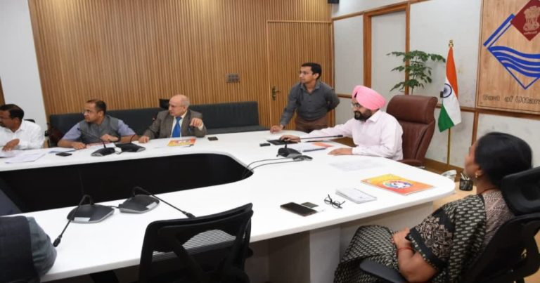 सरकारी अधिकारियों और कर्मचारियों के प्रशिक्षण पर जोर,मुख्य सचिव ने कही ये बात