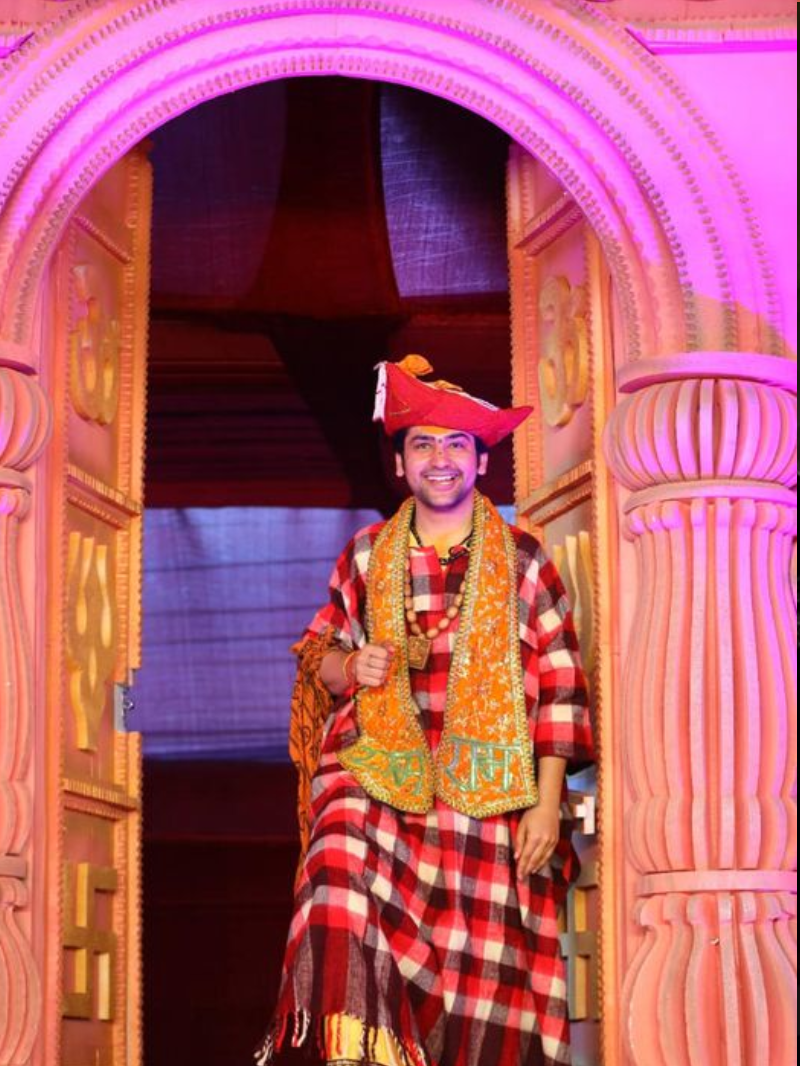 बागेश्वर धाम के धीरेंद्र शास्त्री के खिलाफ मुकदमा दर्ज, जानिए क्या है पूरा मामला