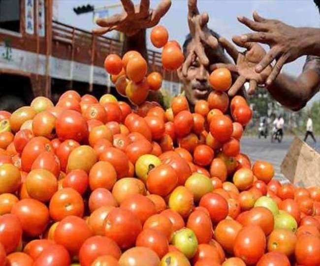 टमाटर हुआ और ‘लाल’, हफ्तेभर में दोगुनी हो गईं कीमतें