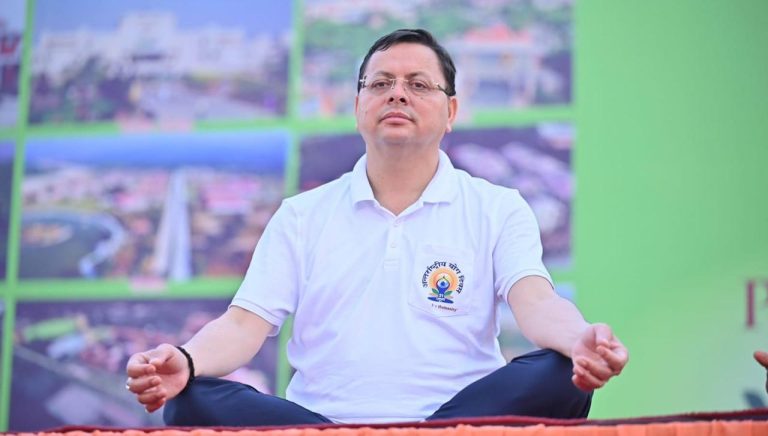 CM धामी ने अल्मोड़ा की जनता को कई विकास कार्यों की दी सौगात, ये घोषणाएं भी की