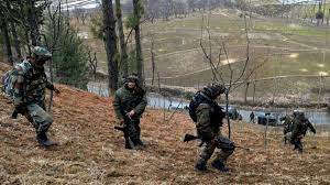 पाकिस्तान से LOC के जरिये घुसपैठ की साजिश नाकाम, जम्मू-कश्मीर में 4 आतंकी ढेर