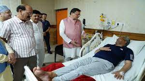 पूर्व मुख्यमंत्री त्रिवेंद्र सिंह रावत की तबीयत खराब होने पर आरोग्यधाम अस्पताल में भर्ती कराया गया; मुख्‍यमंत्री धामी ने जाना हाल