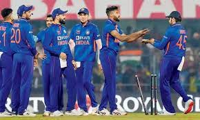 भारत और वेस्टइंडीज के बीच वनडे सीरीज का पहला मुकाबला आज बारबाडोस के केनिंग्सटन ओवल में खेला जाएगा