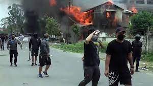 मणिपुर के बिष्णुपुर जिले में दो समूहों के बीच हुई गोलीबारी में सेना के एक जवान सहित दो सुरक्षाकर्मी घायल