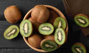 रोजाना करें एक कीवी का सेवन, मिलेंगे ये 5 प्रमुख स्वास्थ्य लाभ