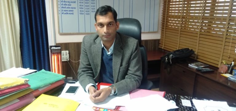 उत्तरकाशी डीएम बोले-‘जन शिकायतों का तत्परता से निस्तारण करें अधिकारी’