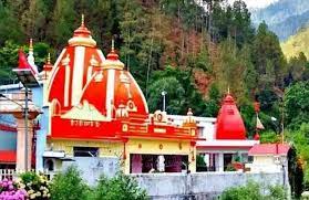 कैंची धाम में ड्रेस कोड लागू, मंदिर में फोटोग्राफी पर भी बैन