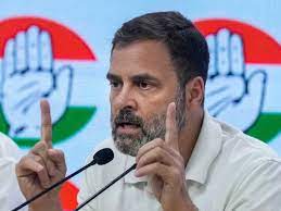 नेहरू की पहचान उनका कर्म, नाम नही, मोदी सरकार पर राहुल गांधी का तंज