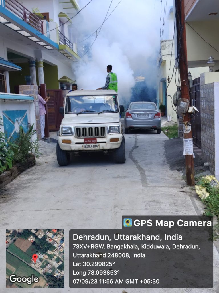 डेंगू के बढ़ते प्रकोप की रोकथाम के लिए जारी रहा नगर निगम का फाॅगिंग एवं लार्वानाशक दवाओं के छिड़काव का सघन अभियान