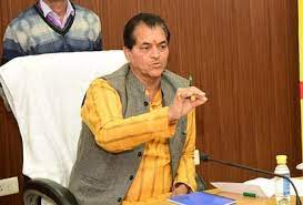 सदन में स्मार्ट सिटी के मुद्दे पर कांग्रेस विधायक प्रीतम सिंह और शहरी विकास मंत्री प्रेमचंद अग्रवाल के बीच तीखी नोकझोंक