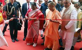 ट्रेड शो का उदघाटन राष्ट्रपति द्रोपदी मुर्मु व मुख्यमंत्री योगी आदित्यनाथ ने किया, जय श्रीराम की जयघोष से गूंजा ट्रेड शो