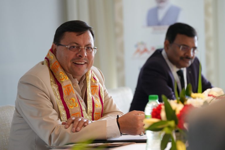 दुबई में सीएम धामी की उपस्थिति में ₹11925 करोड़ के इनवेस्टमेंट एमओयू साइन