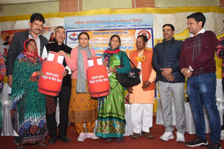 जिस भी क्षेत्र में करें कार्य, लीडर की भूमिका में रहकर करे-रेखा आर्या