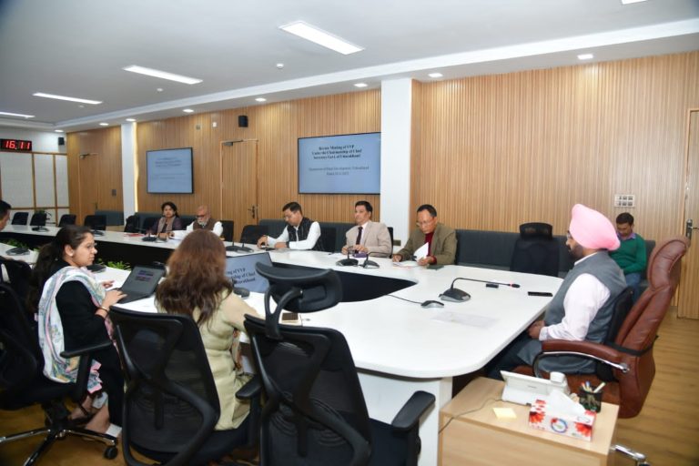 मुख्य सचिव ने वाईब्रेंट विलेज योजना के सम्बन्ध में सम्बन्धित विभागों के साथ बैठक की