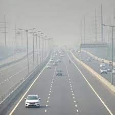 प्रदूषण पर लगाम लगाने के लिए दिल्ली में 13 हॉटस्पॉट पर स्प्रिंकलर लगाए गए