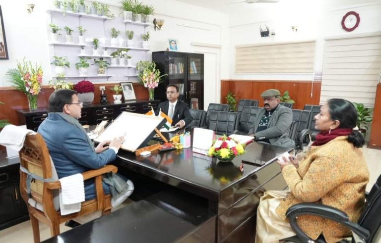 गुलदार द्वारा लगातार हो रहे हमलों क़ो लेकर सीएम धामी ने वन विभाग के अधिकारियों को दिये निर्देश