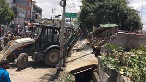 देहरादून में अतिक्रमण हटाओ अभियान जारी