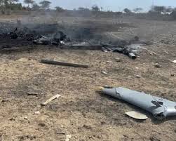 जैसलमेर में एयरफोर्स का टोही विमान क्रैश हुआ, दूर तक फैला मलबा