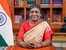 दीक्षांत समारोह में शामिल होने पहुंची राष्ट्रपति द्रौपदी मुर्मू, 101 अधिकारी होंगे पास आउट