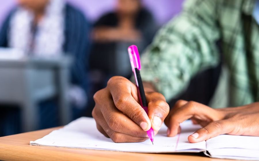 पेपर लीक पर लगाम लगाने के लिए केंद्र सरकार लाई कड़ा कानून