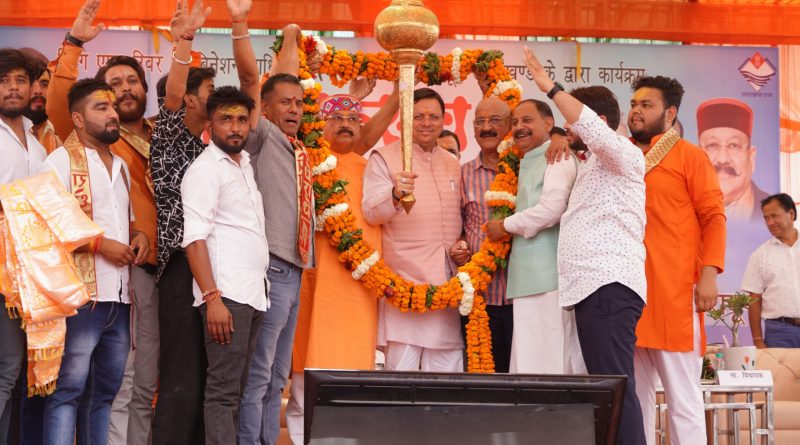 CM धामी ने सौंग नदी के तट पर जल संरक्षण और संर्वद्धन योजना का किया लोकार्पण