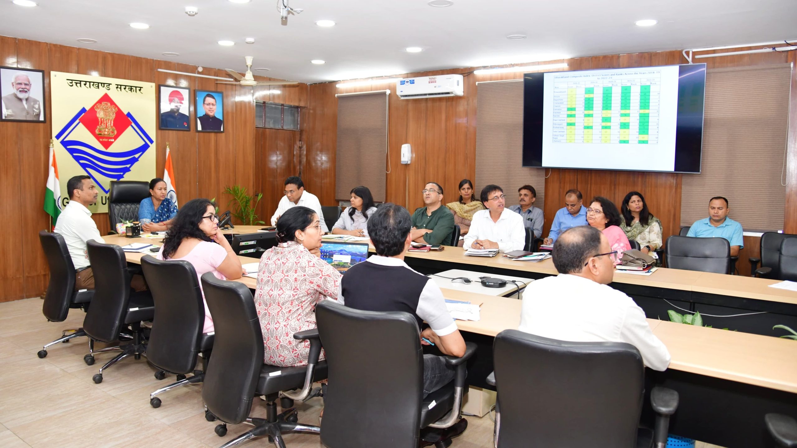 मुख्य सचिव ने गर्भवती महिलाओं के लिए आंगनबाड़ियों में वैक्सीनेशन की व्यवस्था करने के दिए निर्देश