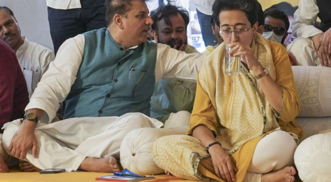 दिल्ली जल संकट पर आतिशी का अनशन खत्म, 36 पर आया शुगर लेवल, तबीयत बिगड़ने पर ICU में होना पड़ा भर्ती