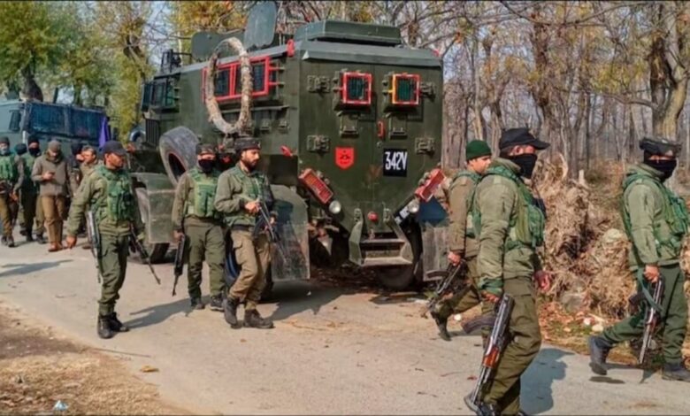 LOC पर घुसपैठ की कर रहे थे कोशिश, तीन घंटे तक चली मुठभेड़