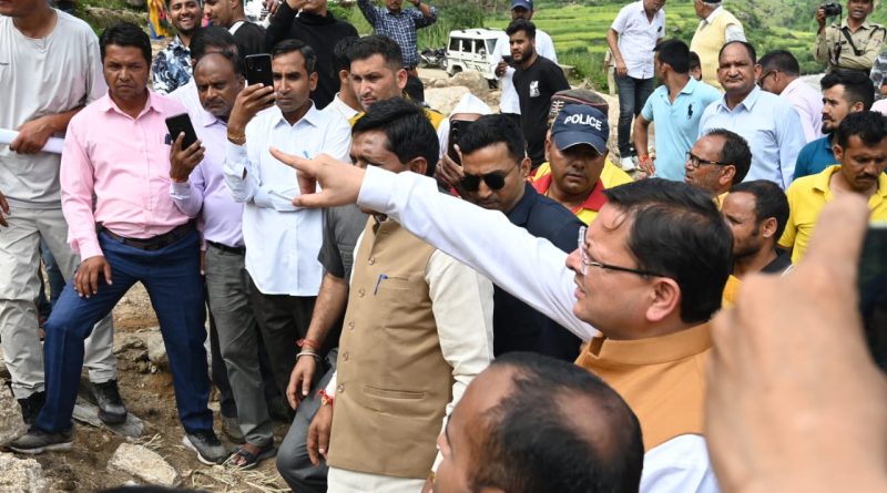 CM धामी ने टिहरी के आपदा प्रभावित क्षेत्र का किया दौरा