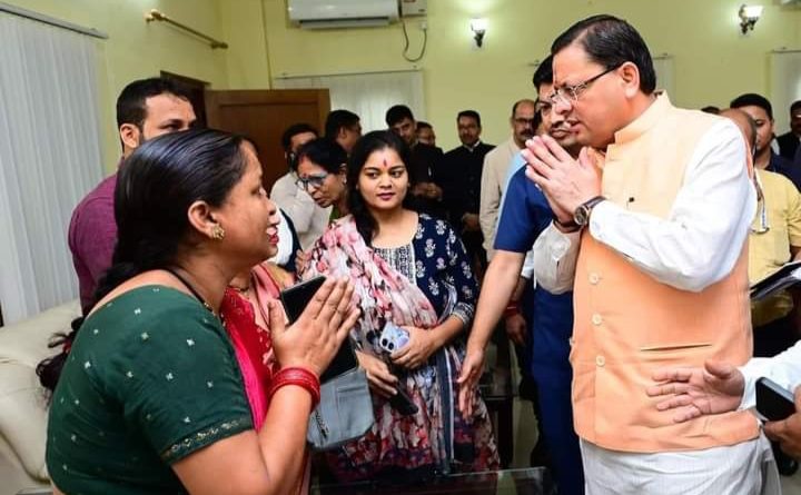 हल्द्वानी में CM धामी ने सुनीं जनता की समस्याएँ