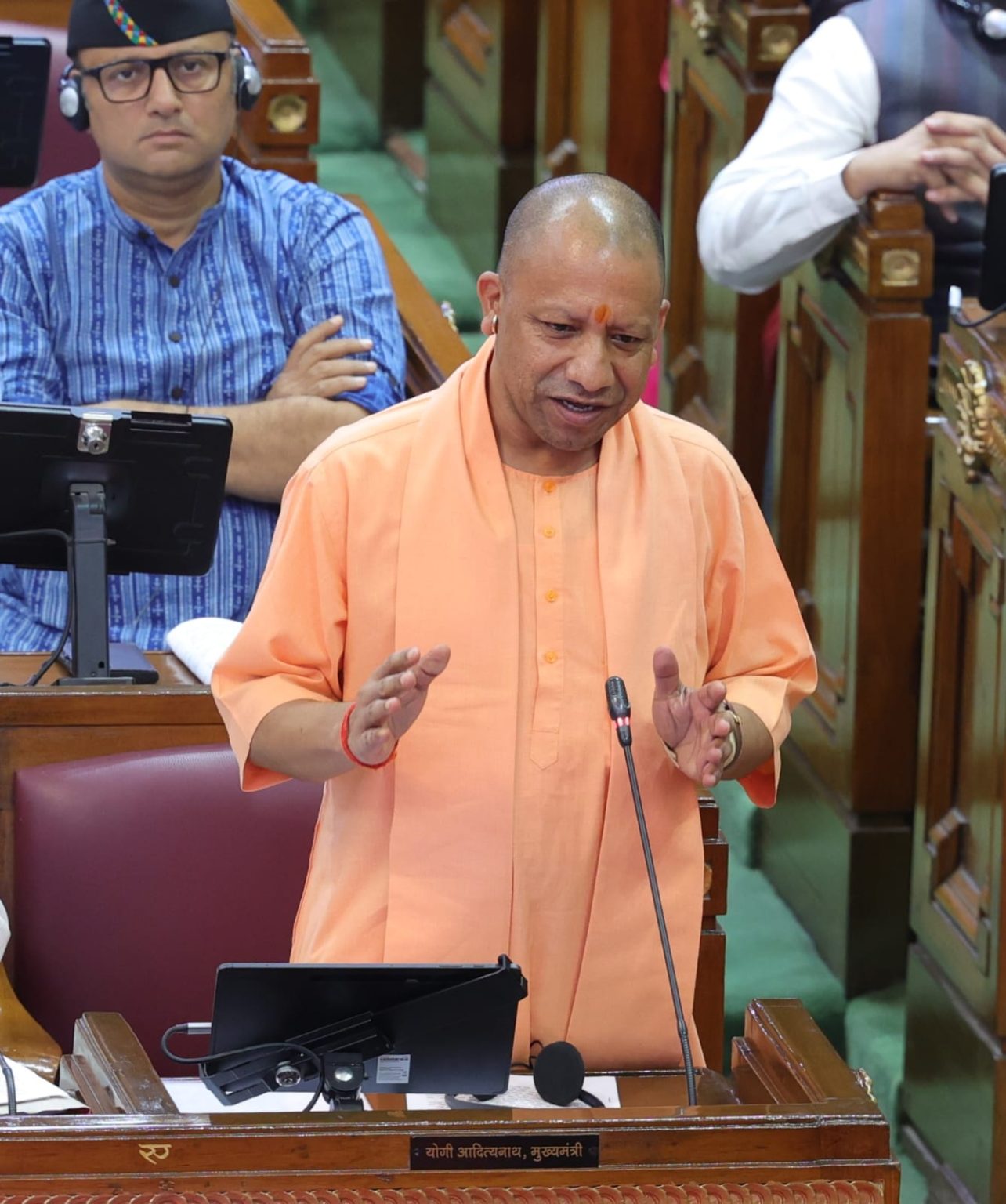 सीएम योगी का समाजवादी पार्टी पर तीखा प्रहार