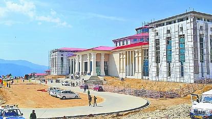 उत्तराखंड की ग्रीष्मकालीन राजधानी गैरसैंण में मानसून सत्र कराने के लिए अधिसूचना जारी