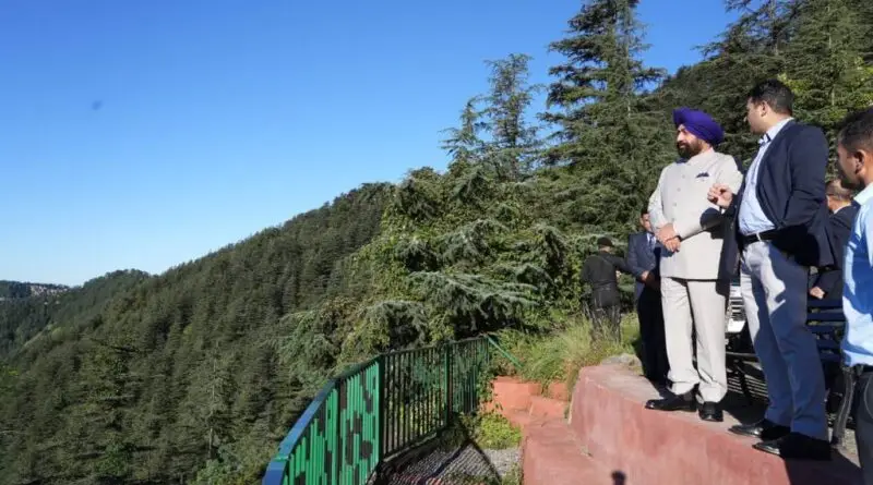 राज्यपाल ने शिमला में हिमाचल प्रदेश के अधिकारियों से औद्यानिकी (बागवानी) और आपदा प्रबंधन के विभिन्न प्रयासों की जानकारी ली