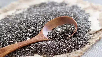 जानिए चिया सीड्स के बेहतरीन फ़ायदे, उपयोग और नुकसान! जानें कब-कैसे और कितनी मात्रा में करें इस्तेमाल