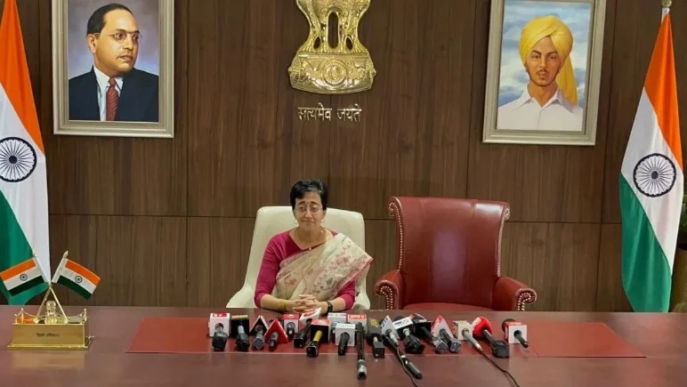 अरविंद केजरीवाल के लिए खाली है कुर्सी और उनका इंतजार रहेगा – सीएम आतिशी