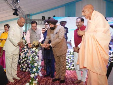 दून में स्पर्श हिमालय महोत्सव, पूर्व राष्ट्रपति रामनाथ कोविंद ने की शिरकत, सीएम धामी भी रहे मौजूद